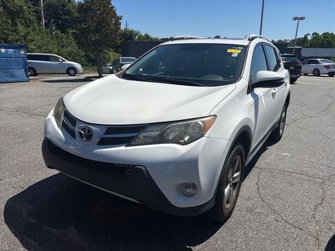 Used 2015 Toyota RAV4 XLE FWD image 2