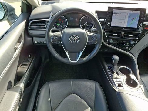 Used 2023 Toyota Camry XLE w/ Navigation Package image 11