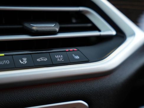 Used 2021 BMW X5 sDrive40i w/ M Sport Package image 40