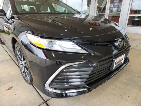 Used 2024 Toyota Camry XLE w/ Navigation Package AWD/4WD image 8