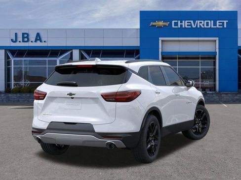 New 2026 Chevrolet Blazer LT w/ Convenience Package FWD image 4