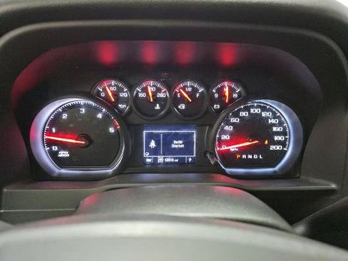 Used 2025 Chevrolet Silverado 2500 Custom w/ Custom Value Package AWD/4WD image 5