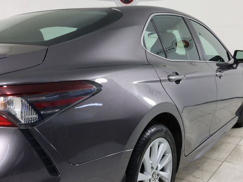 Used 2024 Toyota Camry SE FWD image 41