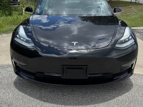 Used 2018 Tesla Model 3 AWD/4WD image 3