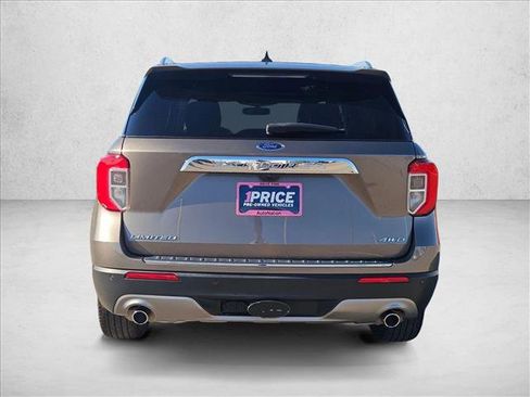 Used 2021 Ford Explorer Limited w/ Equipment Group 301A image 7