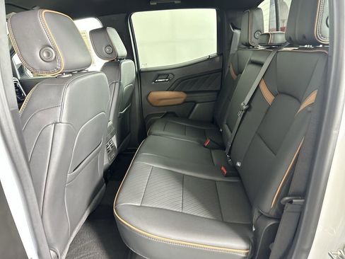 New 2026 GMC Canyon AT4 w/ AT4 Premium Package AWD/4WD image 25