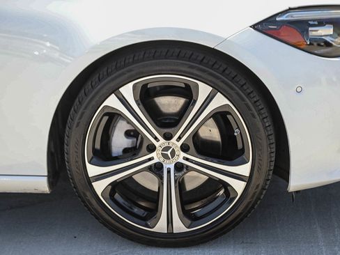 Used 2023 Mercedes-Benz C 300 Sedan image 10
