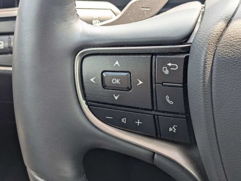 Used 2022 Lexus ES 350 Ultra Luxury w/ Accessory Package 2 FWD image 25