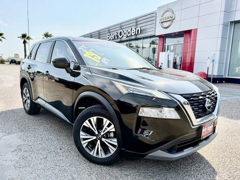 Certified 2023 Nissan Rogue SV image 1