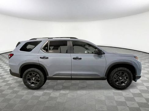 New 2026 Honda Pilot TrailSport image 7