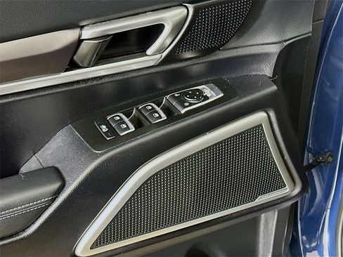 Certified 2023 Kia Telluride S w/ S Sunroof Package image 23