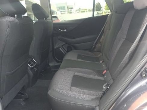 Used 2024 Subaru Outback Premium AWD/4WD image 15