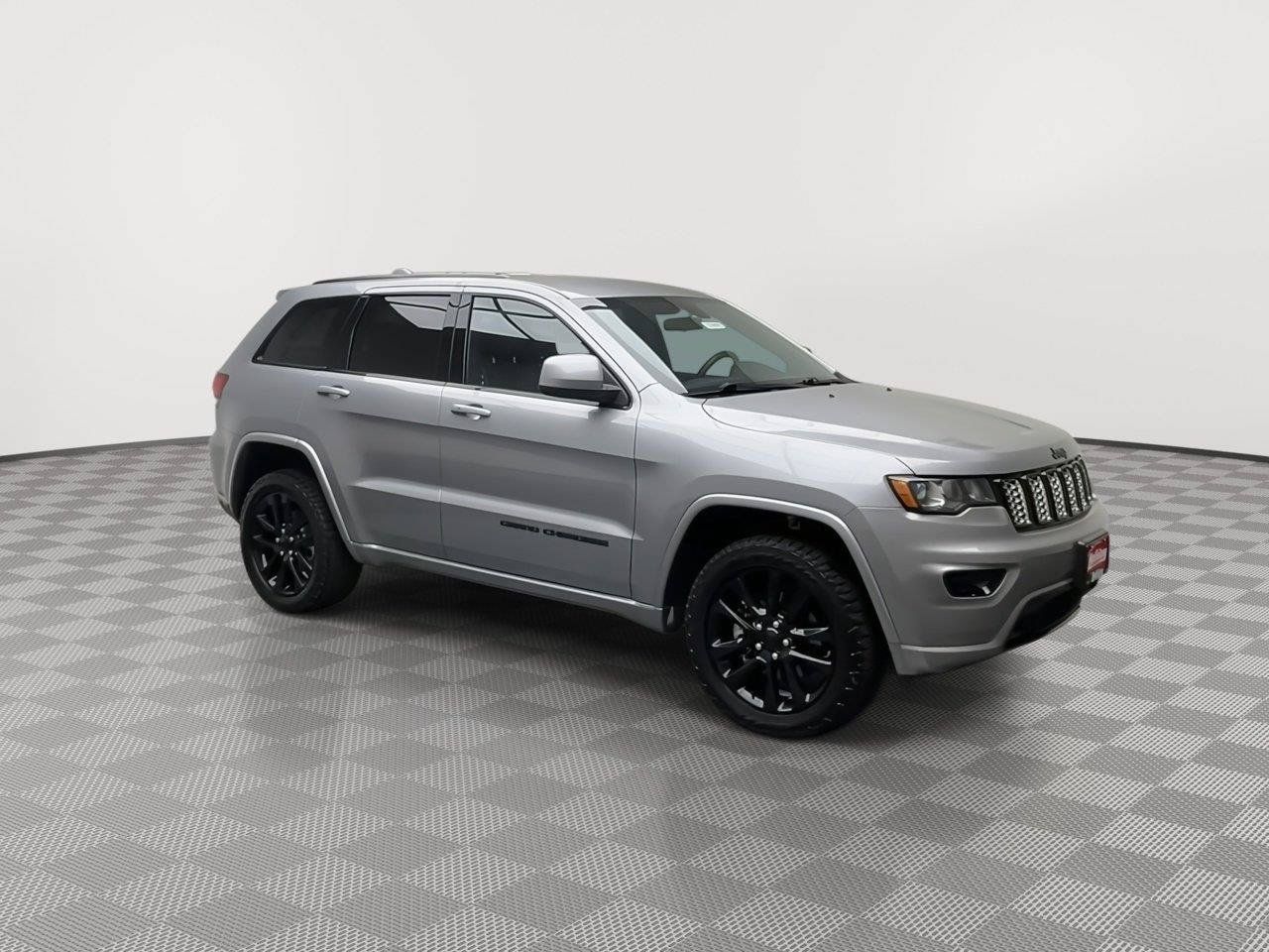 Used 2021 Jeep Grand Cherokee Laredo X AWD/4WD image 39