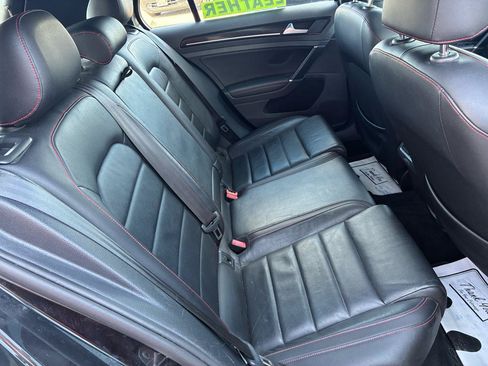 Used 2017 Volkswagen GTI Autobahn FWD image 11