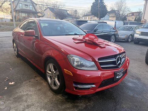 Used 2014 Mercedes-Benz C 250 Coupe image 4