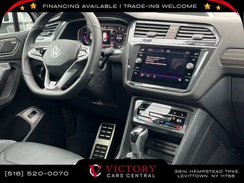 Used 2022 Volkswagen Tiguan SEL R-Line image 25