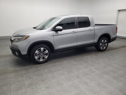 Used 2019 Honda Ridgeline RTL-T image 2