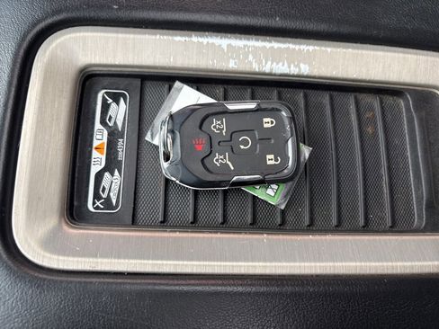 Used 2017 GMC Yukon Denali w/ Open Road Package image 26