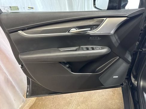 Certified 2023 Cadillac XT5 Sportv AWD/4WD image 23