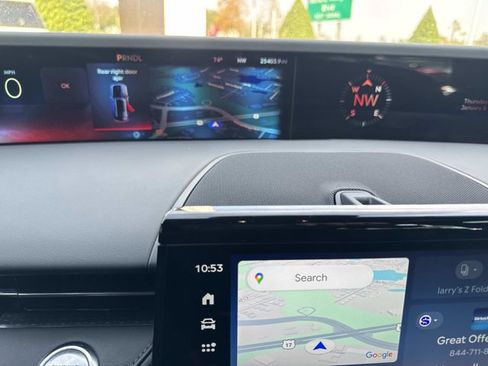 Certified 2024 Lincoln Nautilus Reserve w/ Equipment Group 202A image 31