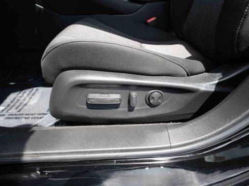 Certified 2025 Honda Accord SE image 12