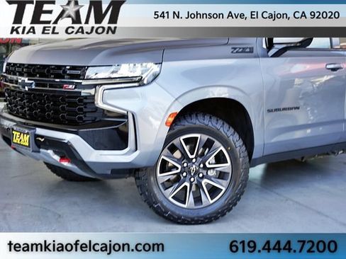 Used 2022 Chevrolet Suburban Z71 AWD/4WD image 3