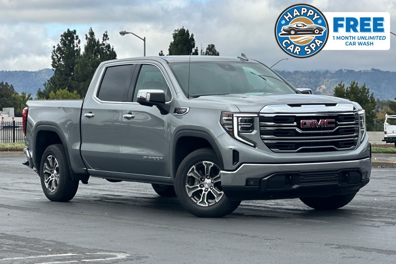 Used 2025 GMC Sierra 1500 SLT RWD image 1