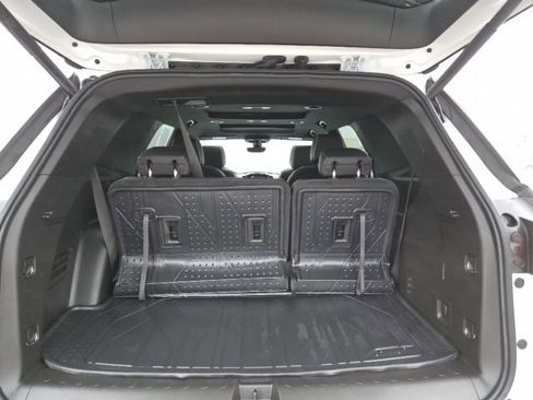 Certified 2023 Chevrolet Traverse Premier w/ LPO, Floor Liner Package image 11