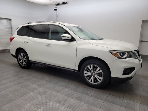 Used 2020 Nissan Pathfinder SL FWD image 11