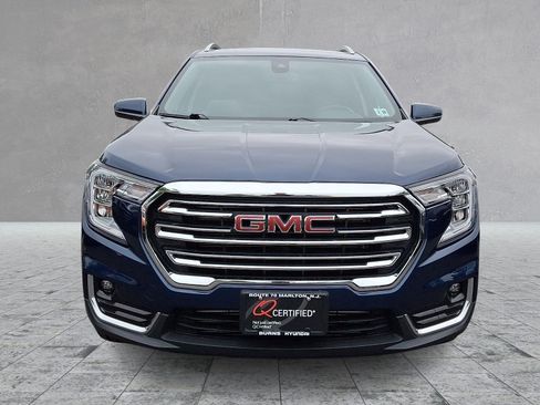 Used 2023 GMC Terrain SLT AWD/4WD image 2