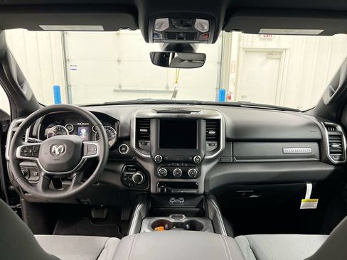 Used 2024 RAM 1500 Big Horn AWD/4WD image 10