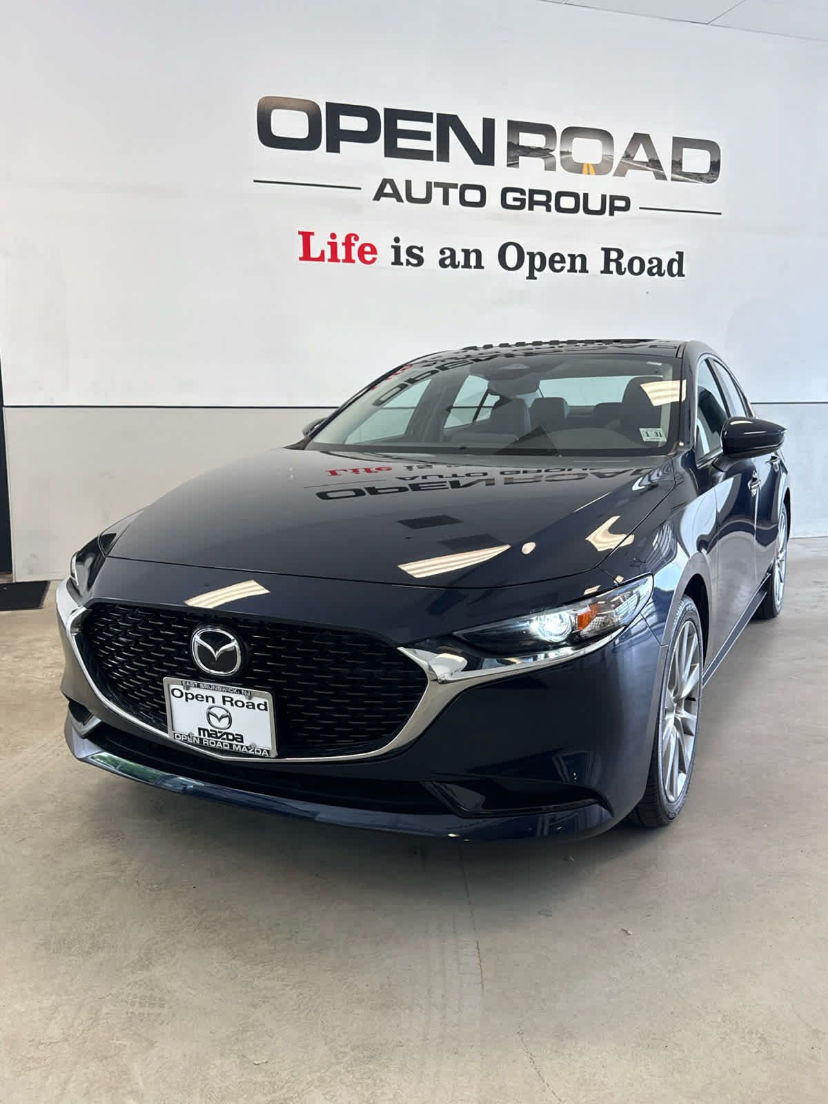 Certified 2026 MAZDA MAZDA3 2.5 S Sedan w/ Preferred Pkg FWD image 1