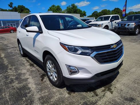 Used 2021 Chevrolet Equinox LT AWD/4WD image 3