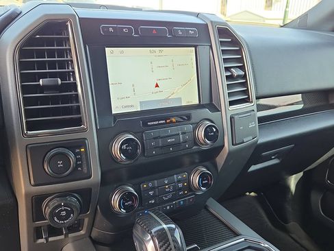 Used 2020 Ford F150 Raptor w/ Equipment Group 802A Luxury AWD/4WD image 24