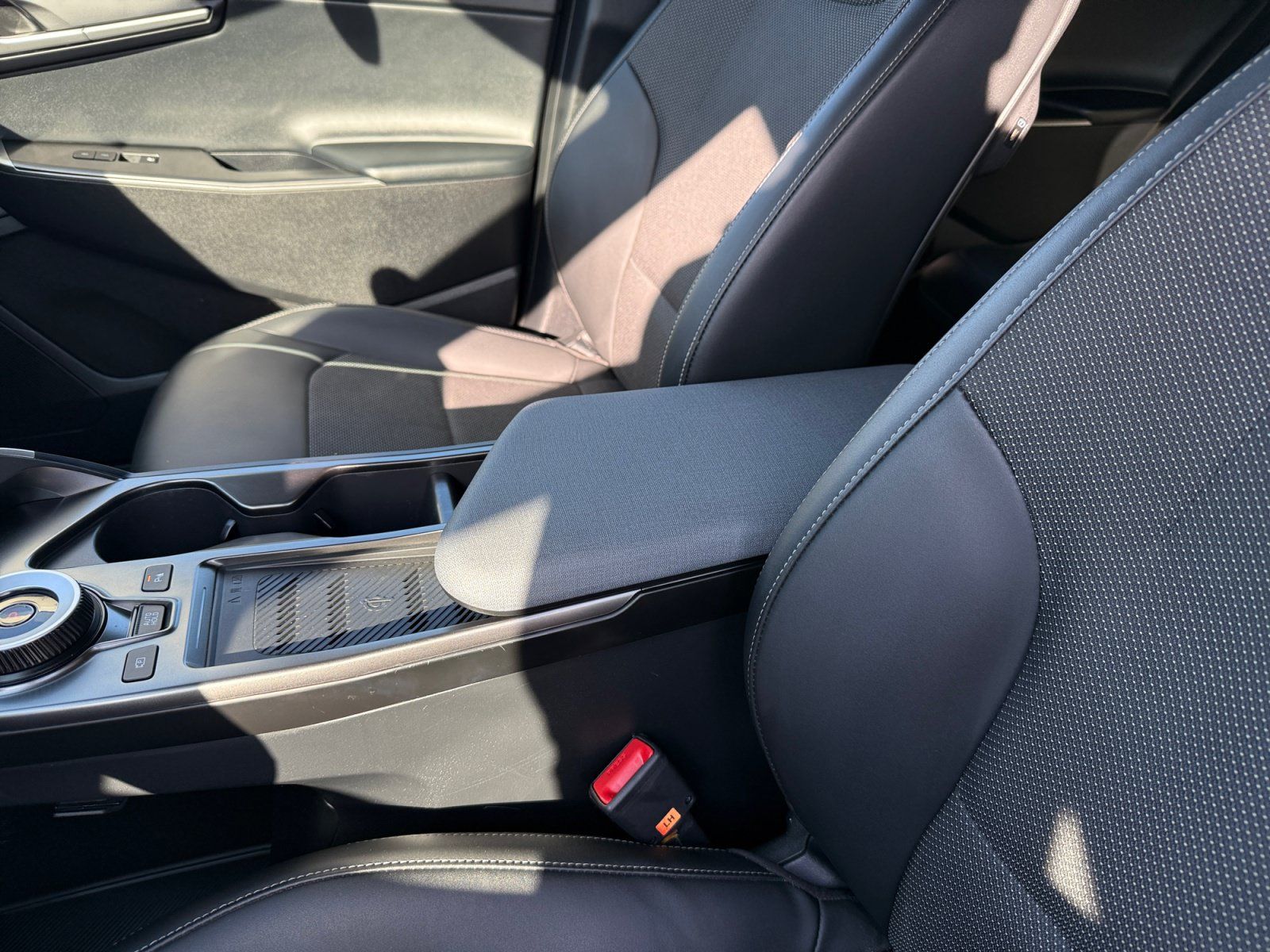 Used 2024 Kia EV6 Light RWD image 14