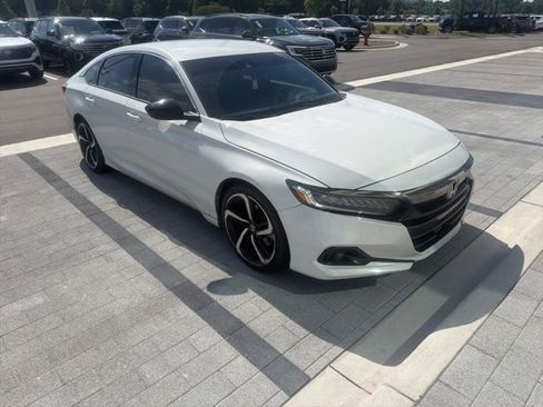 Used 2021 Honda Accord Sport image 12