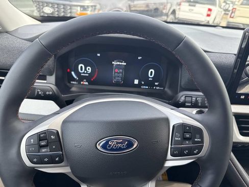 New 2026 Ford Explorer Active w/ Active Comfort Package AWD/4WD image 10