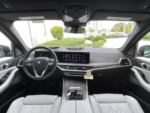 New 2026 BMW X5 sDrive40i image 12