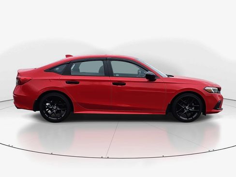Used 2024 Honda Civic Sport image 8