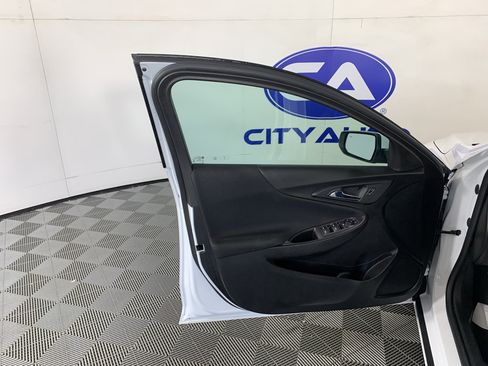 Used 2022 Chevrolet Malibu LS w/ Driver Confidence Package II FWD image 13