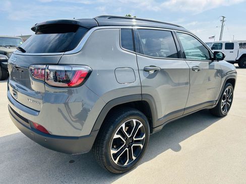 Used 2023 Jeep Compass Limited AWD/4WD image 36