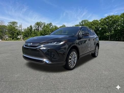 Used 2024 Toyota Venza Limited AWD/4WD image 4