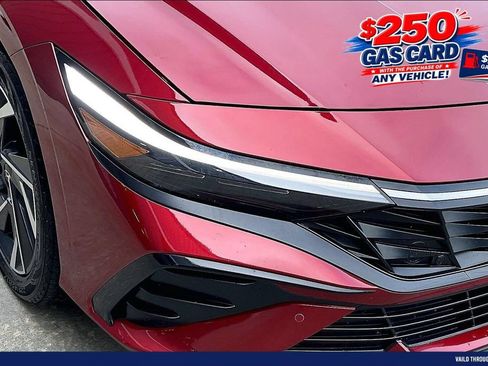 Used 2024 Hyundai Elantra Limited FWD image 28