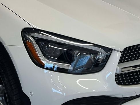 Certified 2022 Mercedes-Benz GLC 300 4MATIC image 9