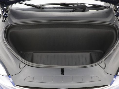 Used 2022 Tesla Model X image 33