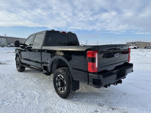 Used 2023 Ford F250 Lariat w/ Lariat Ultimate Package image 18