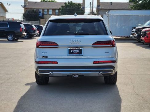Used 2020 Audi Q7 3.0T Premium Plus w/ Premium Plus Package AWD/4WD image 13