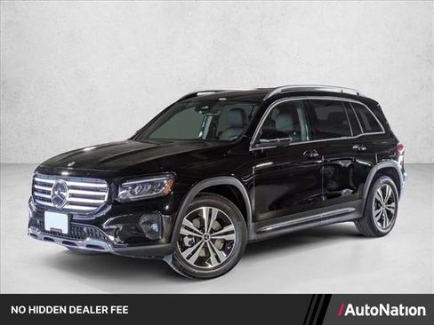 Certified 2025 Mercedes-Benz GLB 250 image 1