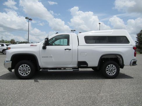 Used 2024 Chevrolet Silverado 2500 W/T w/ WT Convenience Package AWD/4WD image 4