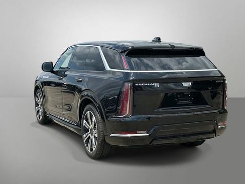 Used 2025 Cadillac Escalade IQ Luxury 2 image 16